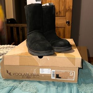 UGG Koolaburra Koola Short Black Suede Faux Fur Lined Boot Shoe Women’s New